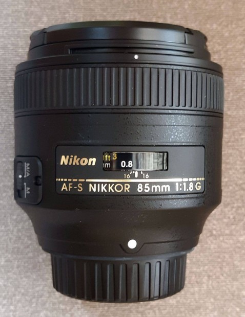 Nikon 85mm 1.8