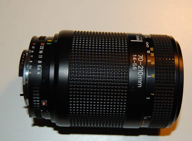 Nikon AF 4:5.6 70-210 objektv