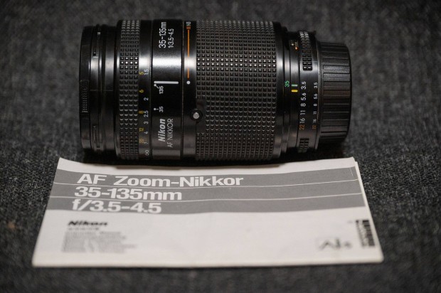 Nikon AF Nikkor 35-135 / 3.5-4.5 Macro