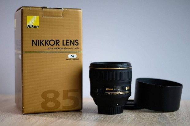 Nikon AF-S 85 mm f1.4G fix portrobjektv