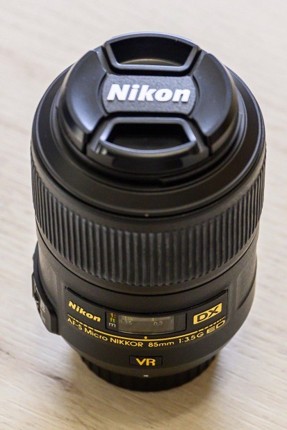 Nikon AF-S 85mm f/3.5G ED VR DX Micro elad