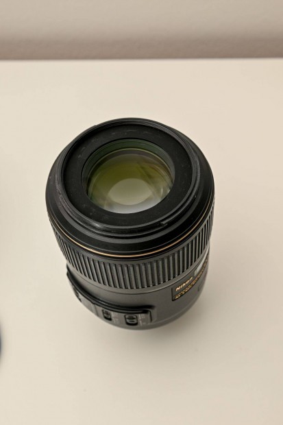 Nikon AF-S VR 105mm f/2.8G IF-ED Micro