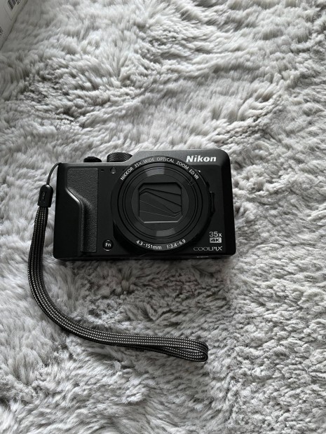 Nikon Coolpix A1000