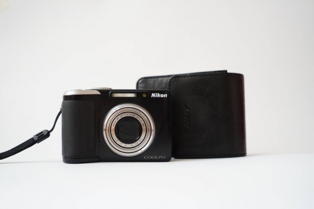 Nikon Coolpix P60 Digitális Kompakt Fényképezőgép