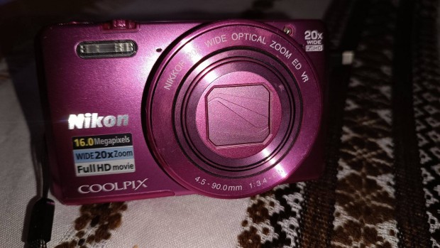 Nikon Coolpix S7000 wifis fggben