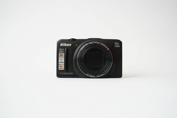 Nikon Coolpix S9700 Digitális Kompakt Fényképezőgép