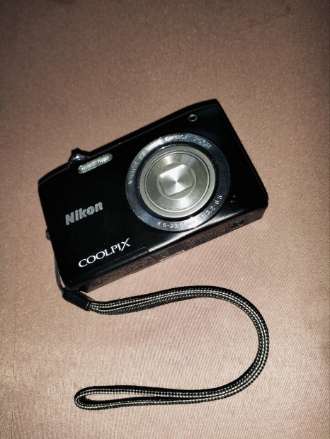 Nikon Coolpix s2800  