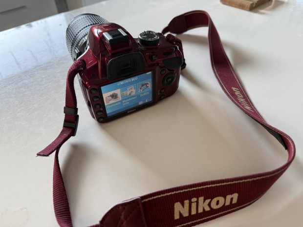 Nikon D3200 Limitlt sznben 18-105mm VR es objektv