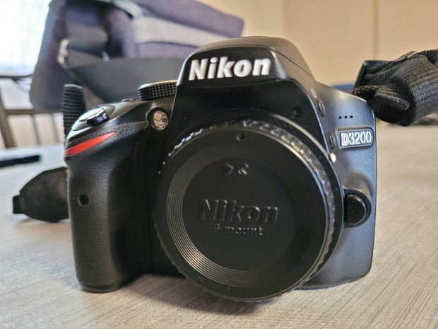 Nikon D3200 jszer! 
