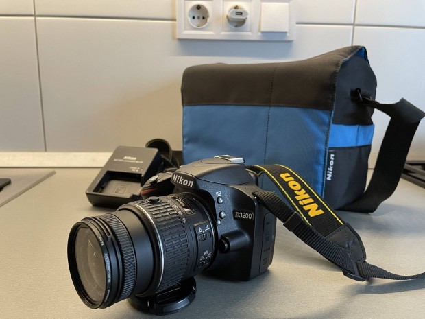 Nikon D3200 + 18-55 mm VR tkrreflexes fnykpezgp