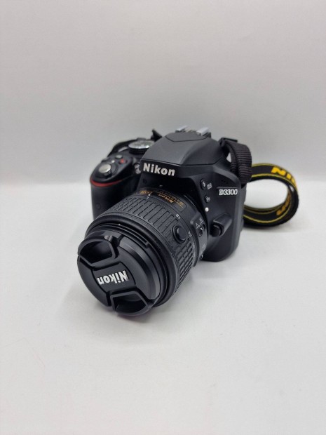 Nikon D3300 DSLR + Nikon AF-S DX 18-55mm f/3.5-5.6 G DX VR II objektív