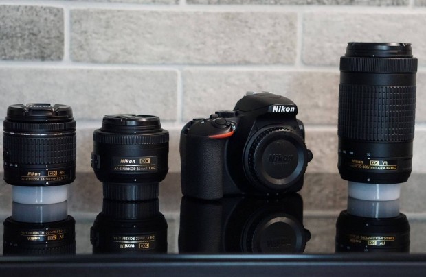 Nikon D3500 dslr fényképező +3 objektív