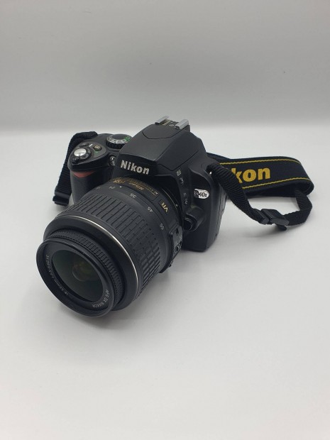 Nikon D40X Body Digitlis fnykpezgp + AF - S Nikkor 18-55 mm objek