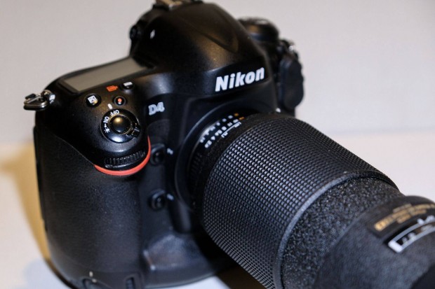 Nikon D4 FX profi váz hibátlan, nagyon szép állapotban eladó