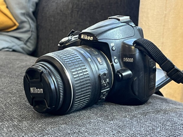 Nikon D5000 18-55