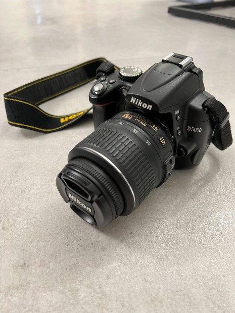 Nikon D5000 18-55mm