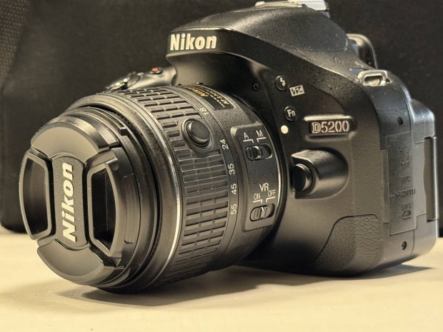 Nikon D5200 + 18-55mm VR II Digitlis fnykpezgp