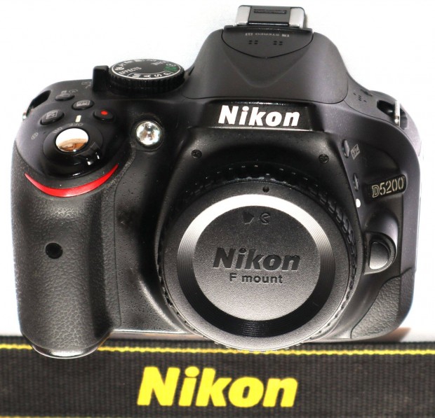 Nikon D5200 fnykpez