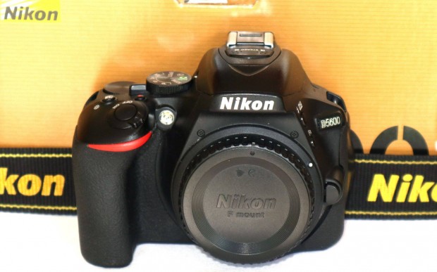Nikon D5600 expszm: 7 ezer alatt !
