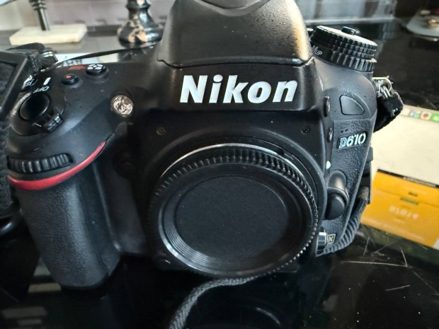 Nikon D610 vz