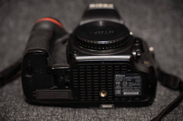 Nikon D610 vz - csak 32ezer expo!