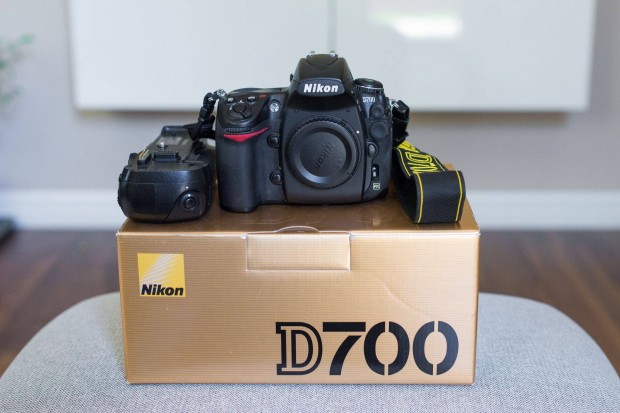 Nikon D700 fullframe DSLR vz