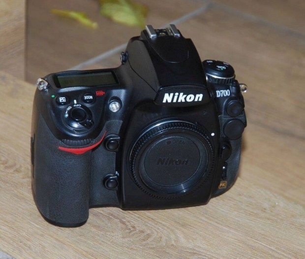 Nikon D700 vz 40e. expo