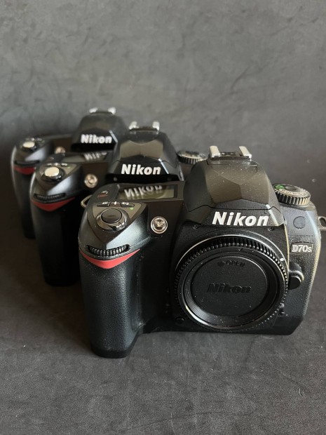 Nikon D70s, D70 gpvzak