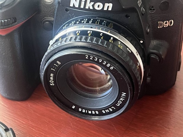 Nikon D90 50mm 1.8