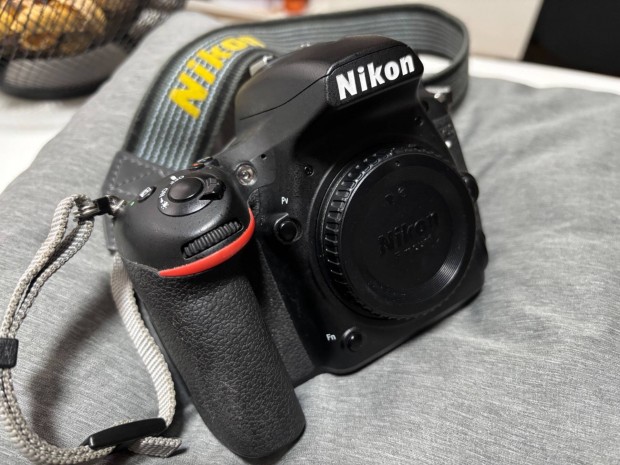 Nikon D 750 elad