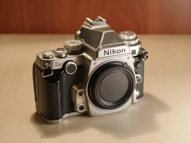 Nikon Df dx full frame digitlis fnykpezgp vz f