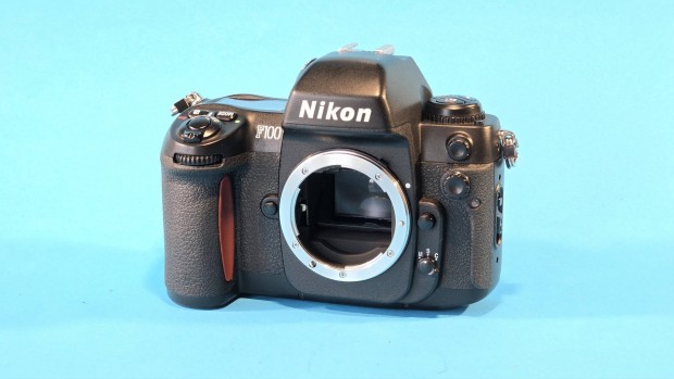 Nikon F100 fnykpezgp vz 