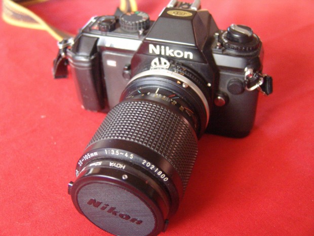 Nikon F301 motoros, 35-105 mm Zoom objektvvel