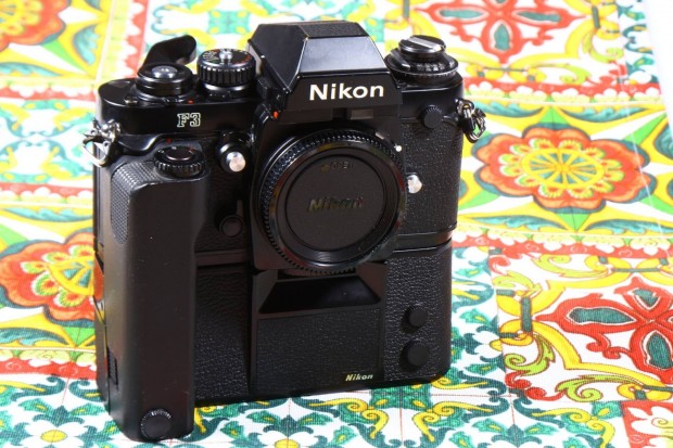 Nikon F3 filmes fényképezőgép váz + md-4 motor drive