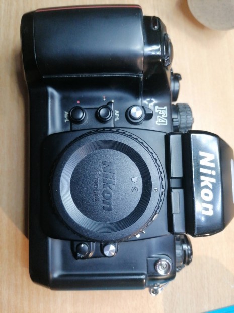 Nikon F4 vz 