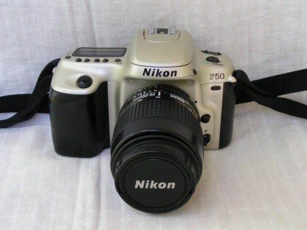 Nikon F50 Filmes fnykpezgp