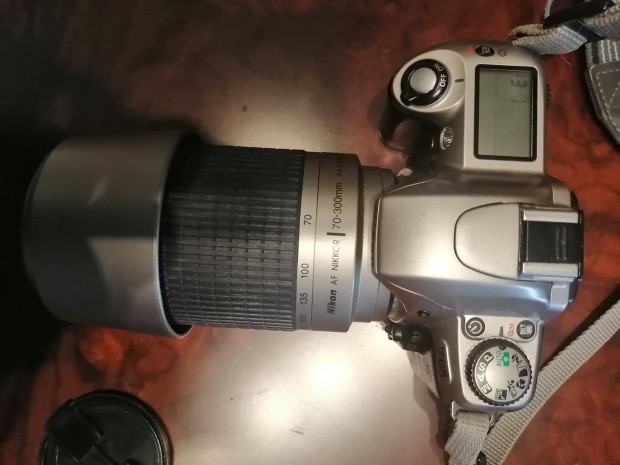 Nikon F65 filmes fényképezőgép, + 1 db teleobjektívvel