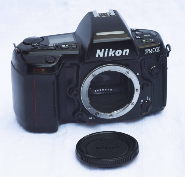 Nikon F90x vz MF-26 htlappal