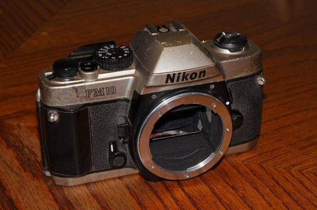 Nikon FM10 analg , teljesen mechanikus fnykpezgp vz