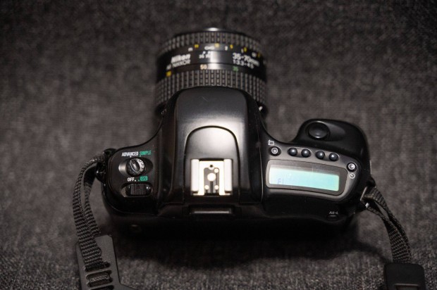 Nikon F-50 váz + Nikkor 35-70