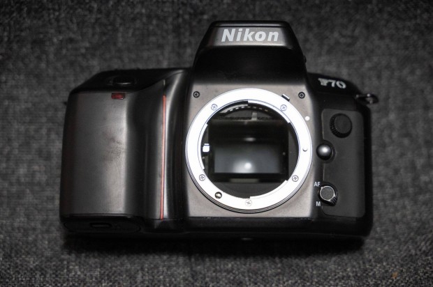 Nikon F-70 analg filmes tkrreflexes vz dtumoz htfallal