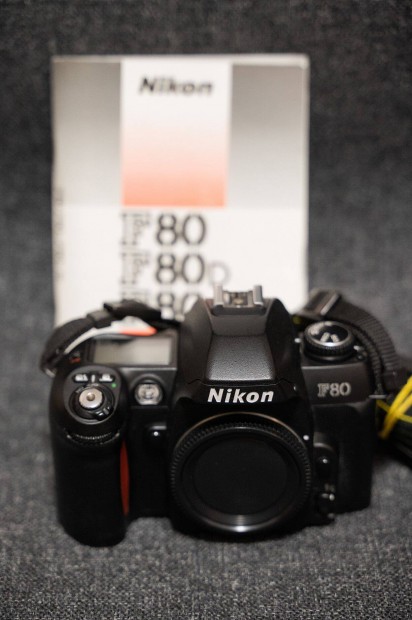 Nikon F-80 analg vz + MB-16 gyri markolat (gyjti llapot)