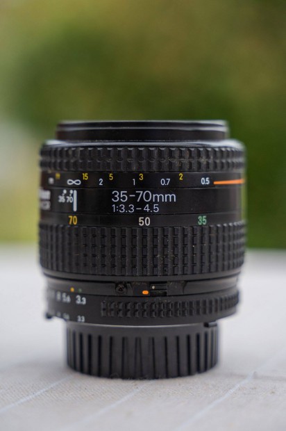 Nikon Nikkor AF 35-70 / 3.5-4.5