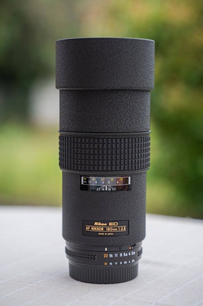Nikon Nikkor AF-D 180 / 2.8 ED