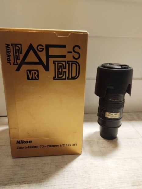 Nikon Nikkor Af-s ed VR 70-200 mm f2.8G teleobjektív