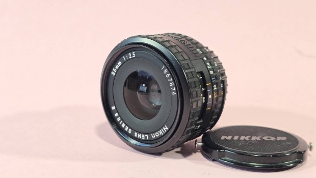 Nikon Nikkor E 2.5/35mm objektív 35mm