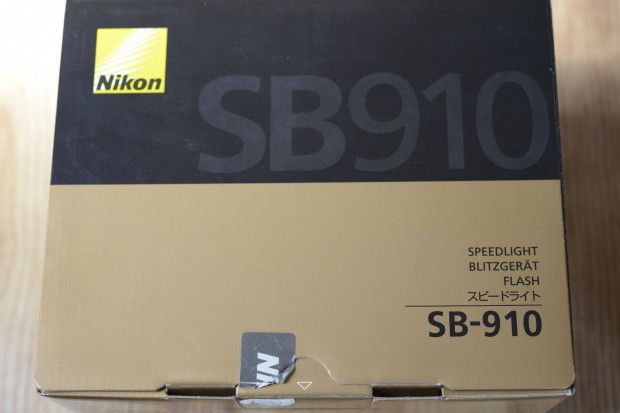 Nikon SB-910 vaku dobozzal s minden tartozkkal