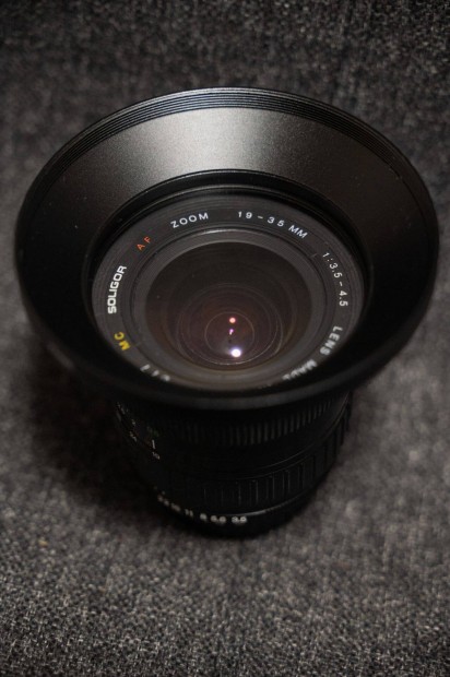 Nikon Soligor 19-35 f3.5-4.5 AF