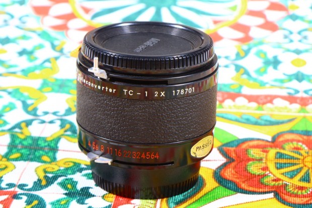 Nikon TC-1 2x teleconverter kétszerező