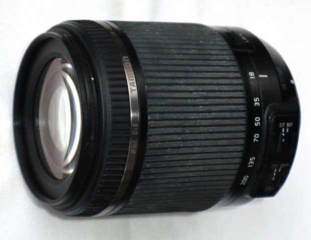 Nikon Tamron 18-200 VC Di II ( 18-200mm )